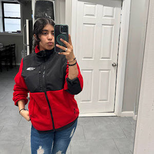 Meet your Posher, Gonzalez sanchez